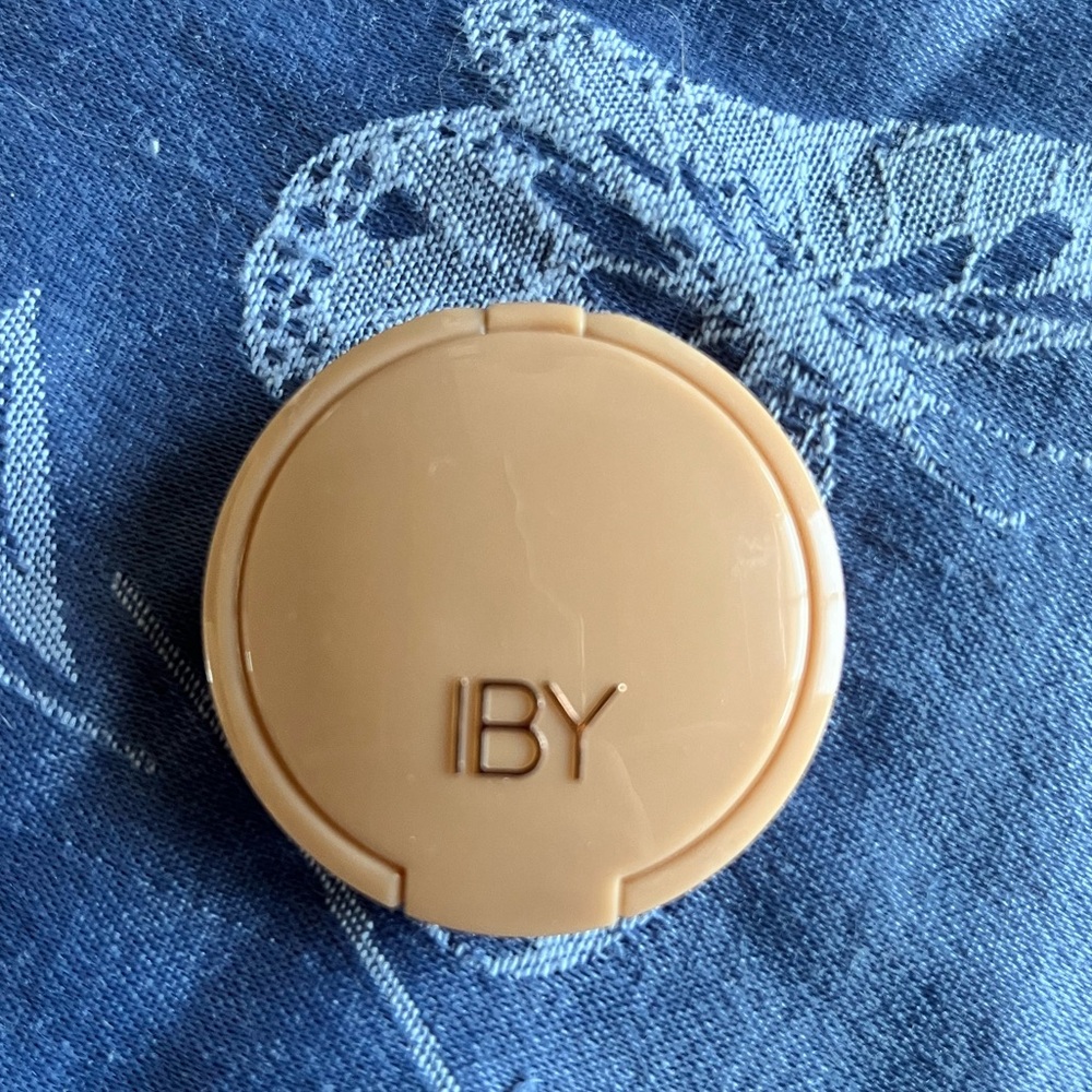 IBY Radiant Glow Highlighter, Prosecco, .1 oz